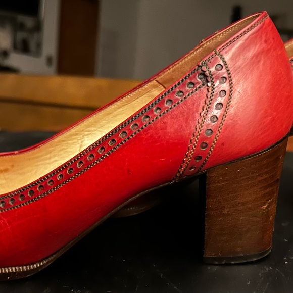 Vintage Bruno Magli Red Leather Heels.  Size 8 1/2. - Picture 9 of 12